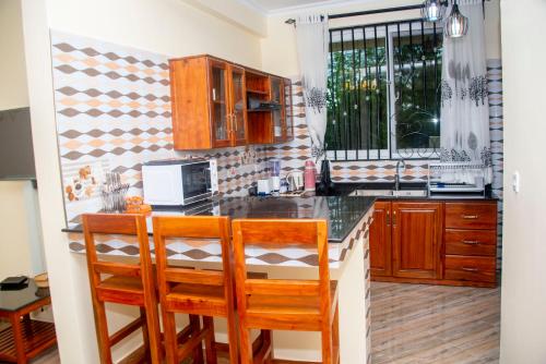 Two-Bedroom Apartment with Balcony image 3