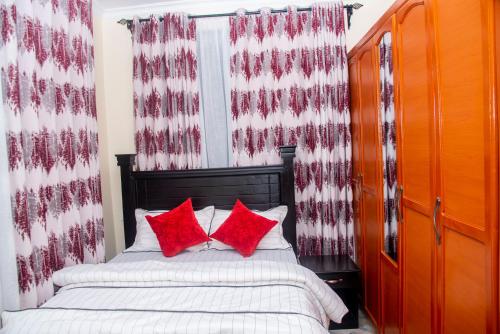 Two-Bedroom Apartment with Balcony image 1