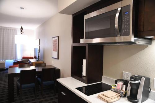 TownePlace Suites Kansas City At Briarcliff, Kansas City (foto 7)
