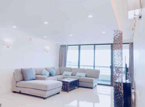 . Alupang Beach Tower, UPGRADED units