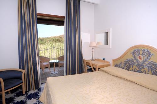 Hotel Eros - image 10