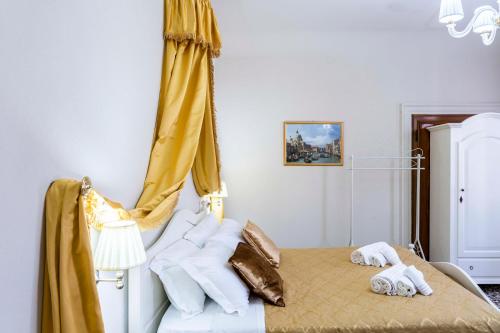 Palazzo Titti Rialto Suites - image 5