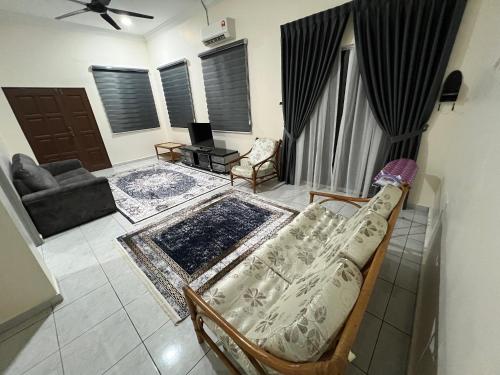 D'lanjut KLIA Agro Transit Hostel near Sepang F1 Circuit