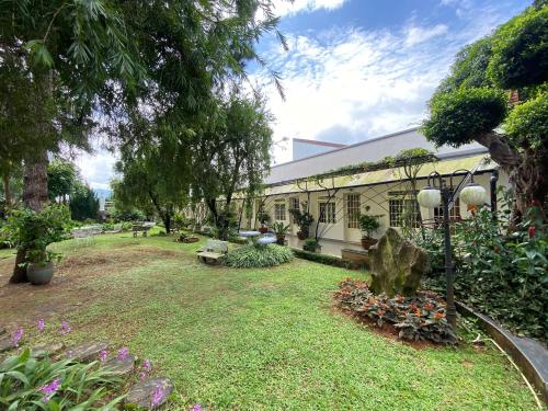 Khách sạn Bảo Lộc Garden - 숙소 외관