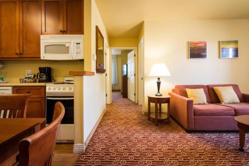 Sleeps 6