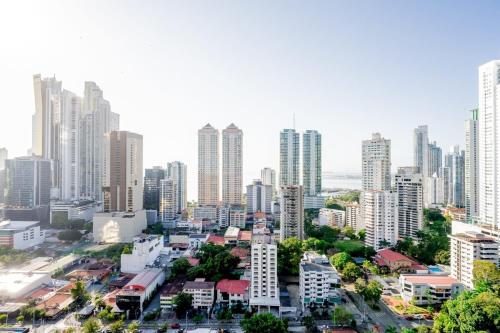 One-Bedroom Apartment with City View image 6