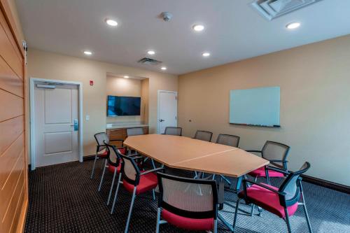 TownePlace Suites by Marriott Lexington Keeneland/Airport - image 9
