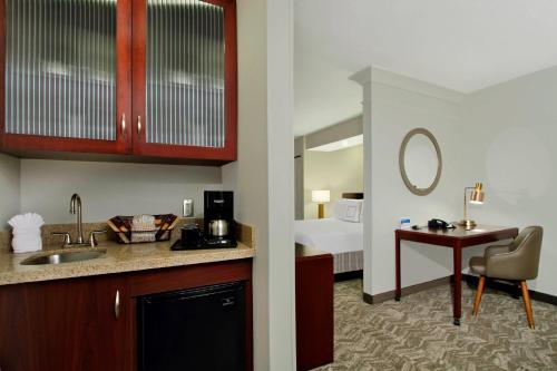 SpringHill Suites Chesapeake Greenbrier in Chesapeake, USA