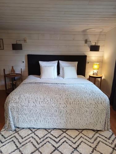 La Longere Bordeaux – Cenac, FL