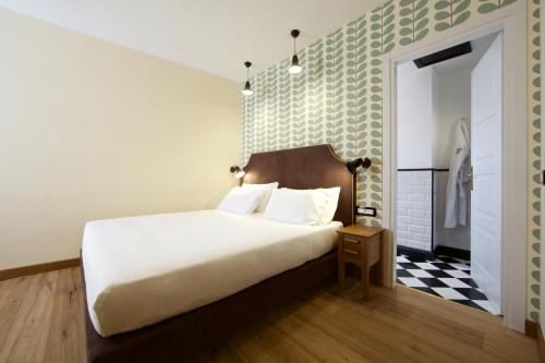 Classic Double or Twin Room