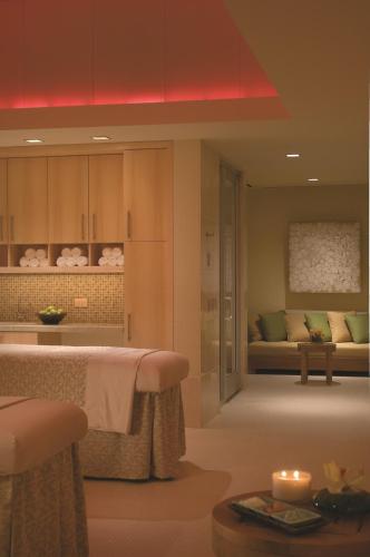 63050586 Four Seasons St. Louis