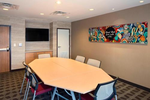 TownePlace Suites by Marriott Austin Round Rock - image 9