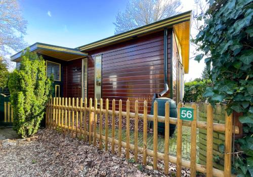  Omheind NatuurHuisje, prive en licht, VOORTHUIZEN Veluwe, naast het bos, zeer rustig in Voorthuizen