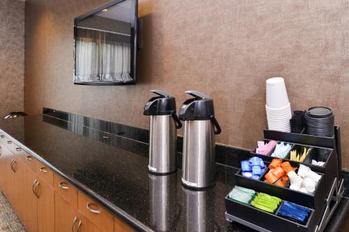 SpringHill Suites Corona Riverside - image 4
