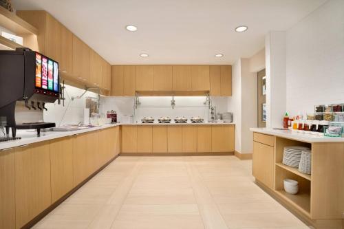 Residence Inn by Marriott Phoenix Chandler/South - image 7