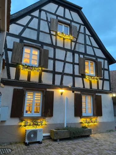 A szálláshely kívülről, Le 128, duplex alsacien 10 personnes, piscine in Horbourg-Wihr