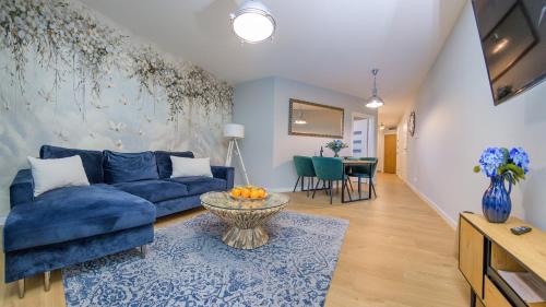 Apartment with Balcony image 10