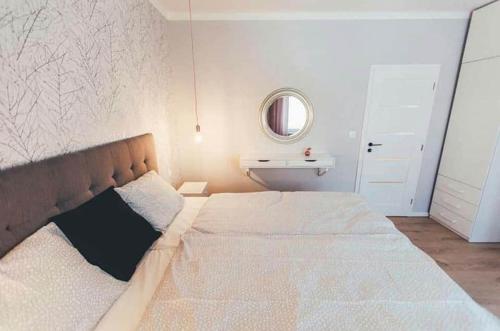 2BR Apartment awarded for Best Renovation & Design, Bratislava (photo 8)