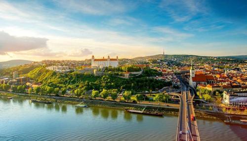 2BR Apartment awarded for Best Renovation & Design, Bratislava (photo 9)