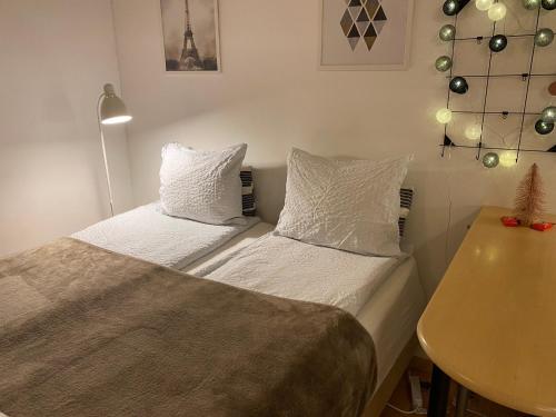 Cozy and peaceful Punavuori