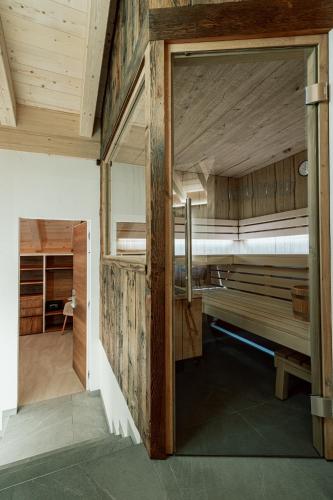 Lucas Haus - image 2