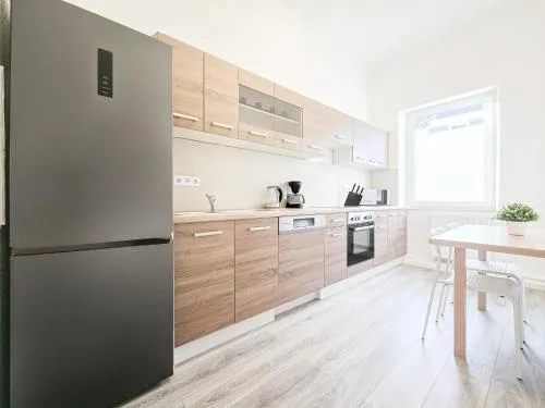 Tolstov Apartments - 2 Room Apartment - Citycenter - 25 Min to Messe DUS in Krefeld, Deutschland