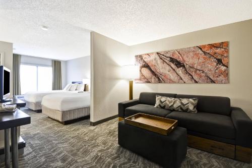Double Suite with Sofa Bed