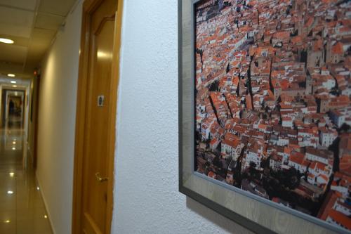 Hostal Al-Qazeres - image 11