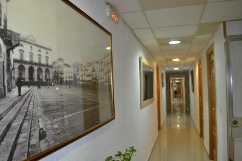大堂, 奧克薩瑞斯旅館 (Hostal Al-Qazeres) in 卡塞雷斯市中心