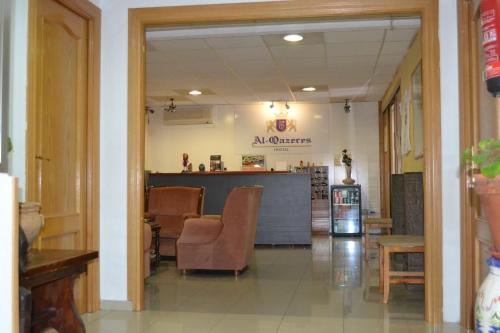 設施, 奧克薩瑞斯旅館 (Hostal Al-Qazeres) in 卡塞雷斯市中心