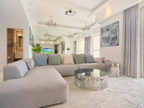 JBR Beachfront Luxe apartment all Rooms Sea Facing, Dubaï (photo 9)