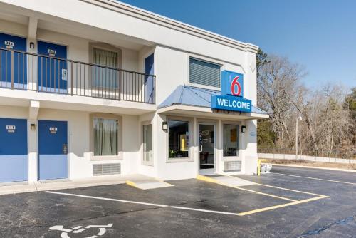 Motel 6-Kingston, TN