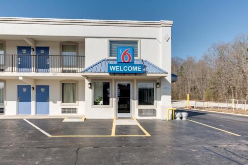 Motel 6-Kingston, TN