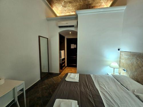 Check in Rome - image 11
