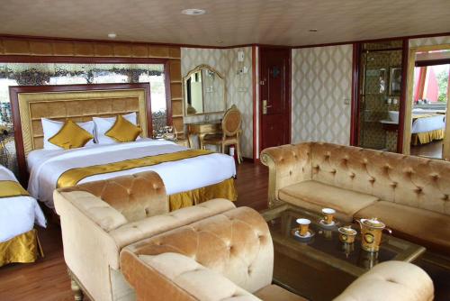 Two-Bedroom Suite image 1