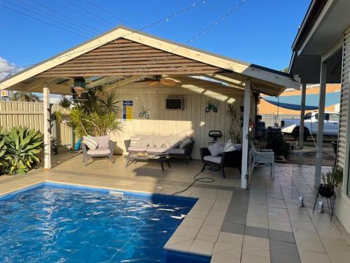 Resort on Morgan with Beautiful Private Pool, Pet Friendly, Broken Hill (foto 10)