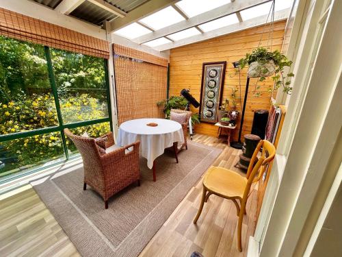 Vistas, Hamlet Downs Country Accommodation in Fentonbury