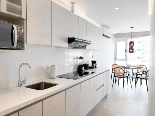 One-Bedroom Apartment image 2