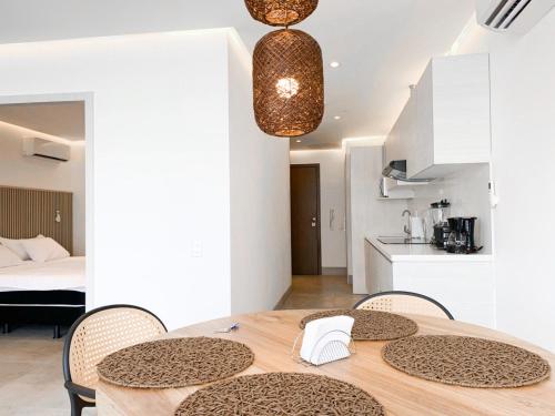 One-Bedroom Apartment image 6