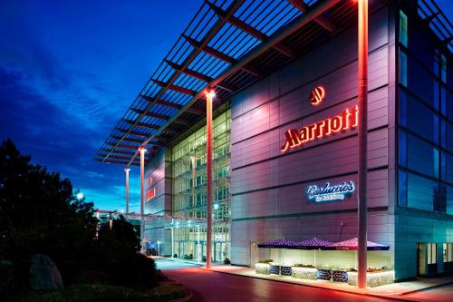 London Heathrow Marriott Hotel - image 2