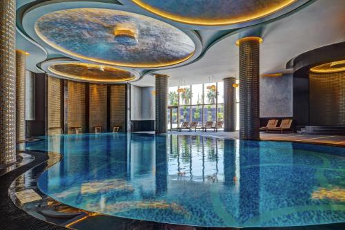 泳池, 阿達納喜來登酒店 (Sheraton Grand Adana) in 阿達納市中心