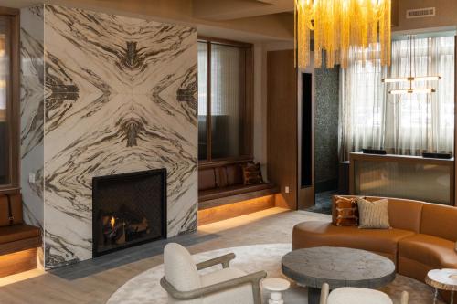 ล็อบบี้, Hotel Brookmere & Arbor Spa in ซาราโตกาสปริงส์ (NY)