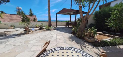 Iekārtas, Lydia's Sea View - 2 bed House in Episkopi (Limassol)