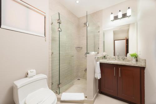 Flamingo Marina Cove 617- Oceanfront 3 Bedroom Condo