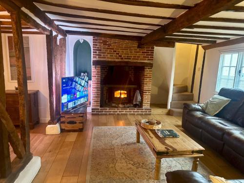 Pass the Keys Fabulous 2 Bed Grade II listed cottage gîte à louer Lexden