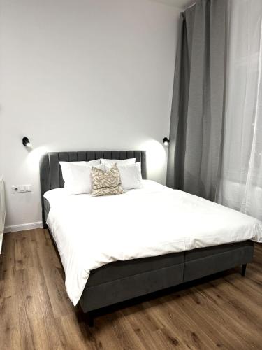 Mystical 2-bed Apartment in heart of Prague, Прага (фото 8)
