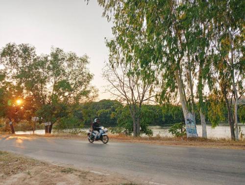 庫奇那拉伊 ที่พักใกล้วัดพระธาตุหมื่นหิน-บ้านโฮมฮัก HomeHug 3星级 酒店 泳池