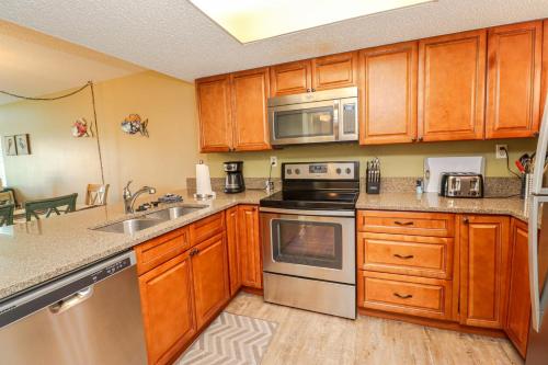 Ocean Village Club O38 - image 34