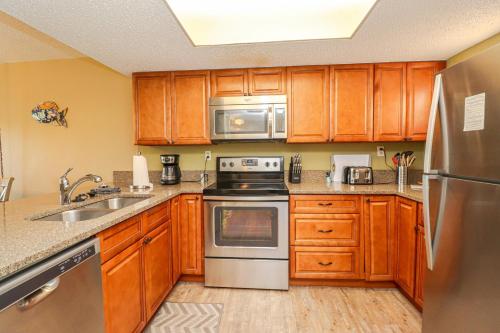 Ocean Village Club O38 - image 19