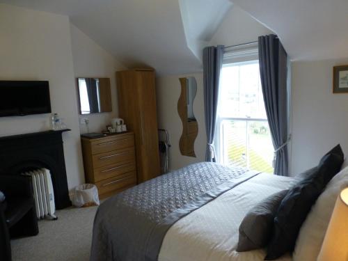 Bryn Derwen Guest House - image 10